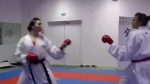 Karate Girls Training