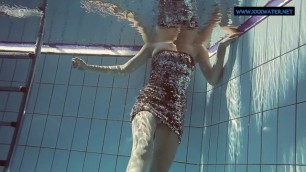 Lastova being Flashy Underwater